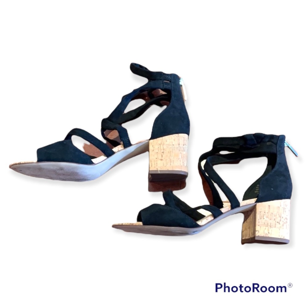Nine West Womans Strappy Block Heels Size 9M - Picture 2 of 11